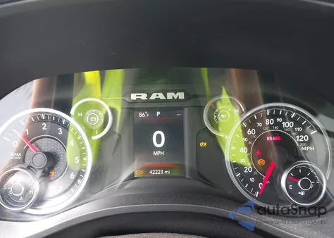 2021 Ram 1500 Big Horn 4X4 6'4 Box from USA, damaged, VIN 1C6RRFBG5MN833268